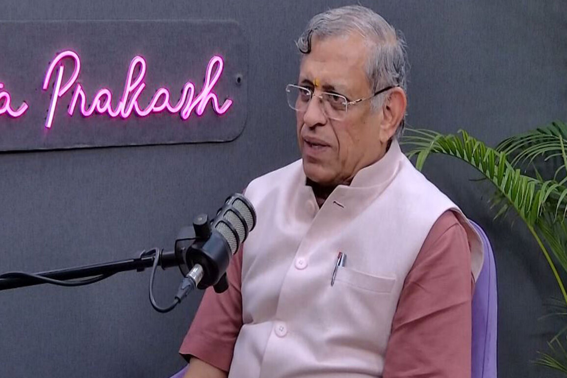 "Vijay has hero mentality": Swaminathan Gurumurthy says 'TVK's anti-DMK thrust to help AIADMK' in Tamil Nadu polls