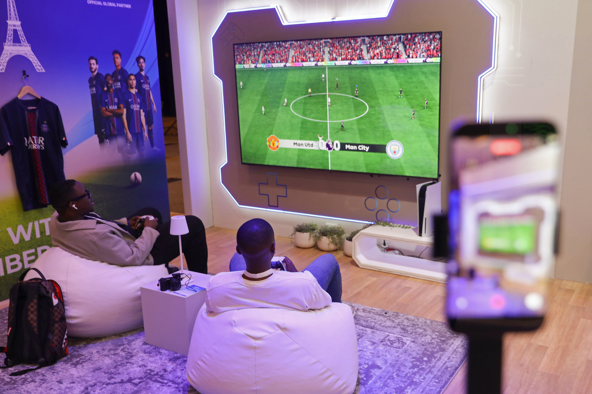 SOUTH AFRICA-JOHANNESBURG-HAIER-DEBUT