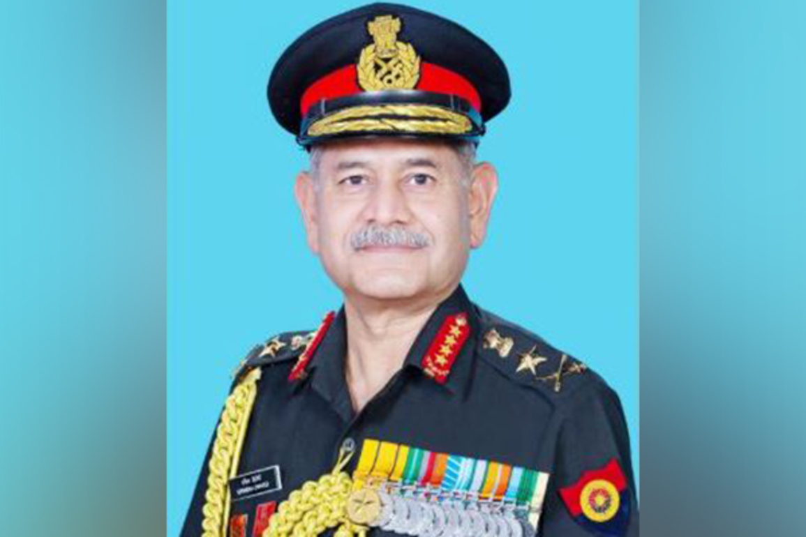 COAS Genl Upendra Dwivedi embarks on official visit to France