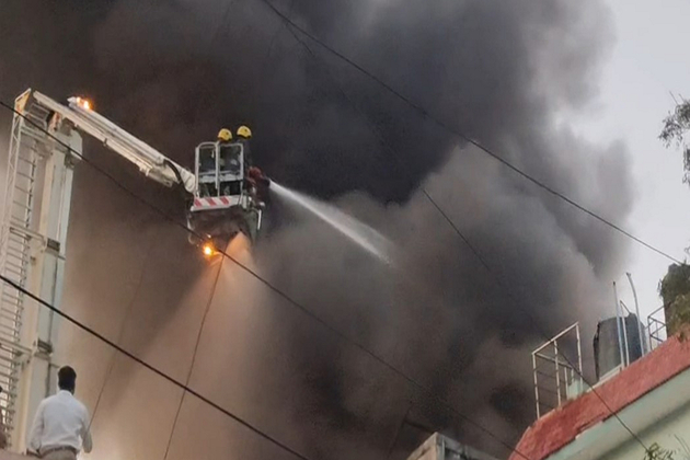 Tamil Nadu: Fire breaks out at an automobile shop in Coimbatore
