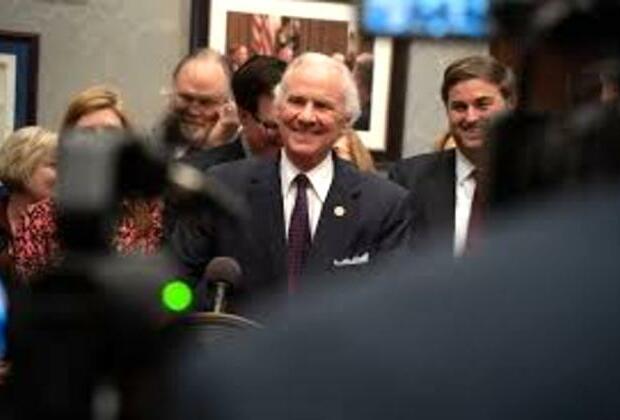 South Carolina's McMaster now longest-serving governor