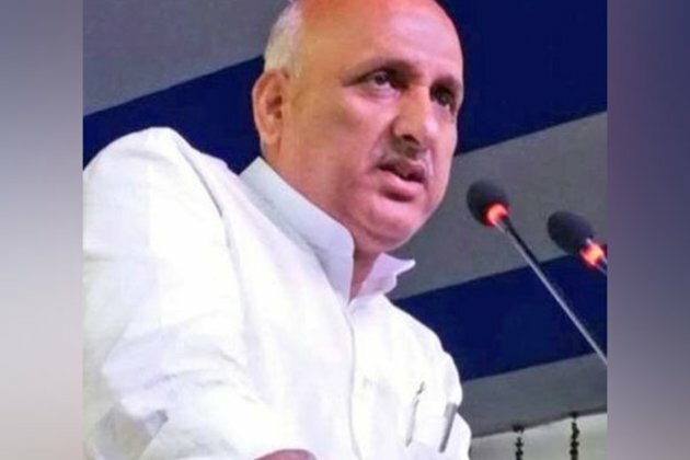 Bihar minister compares Ramcharitmanas to cyanide, BJP hits back, calls it 'mental perversion'