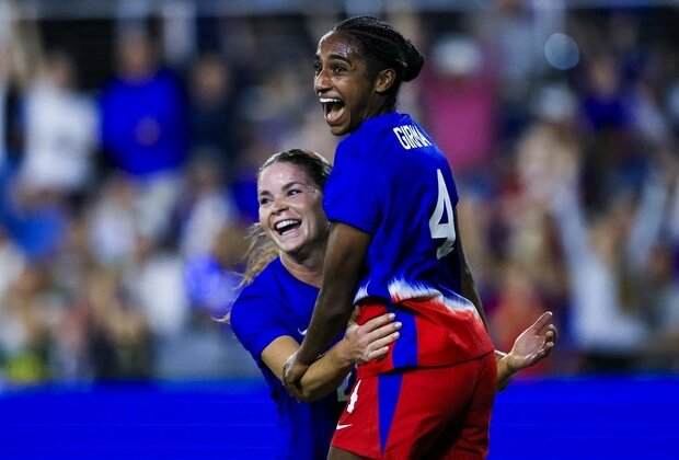 Naomi Girma's first two goals lift USWNT past Argentina