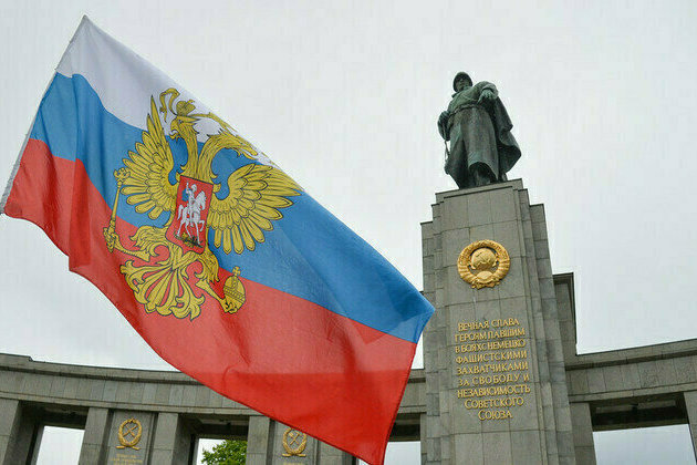 Berlin to ban Russian flags on Victory Day  media