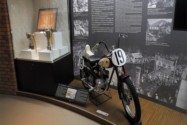 Japan: Yamaha Motor celebrates 70th anniversary, launches new logo