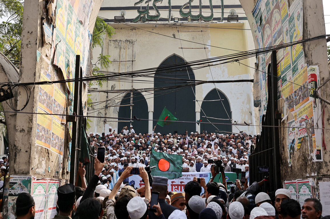 "Isolated criminal acts": Bangladesh downplays India's concerns over attacks on minorities