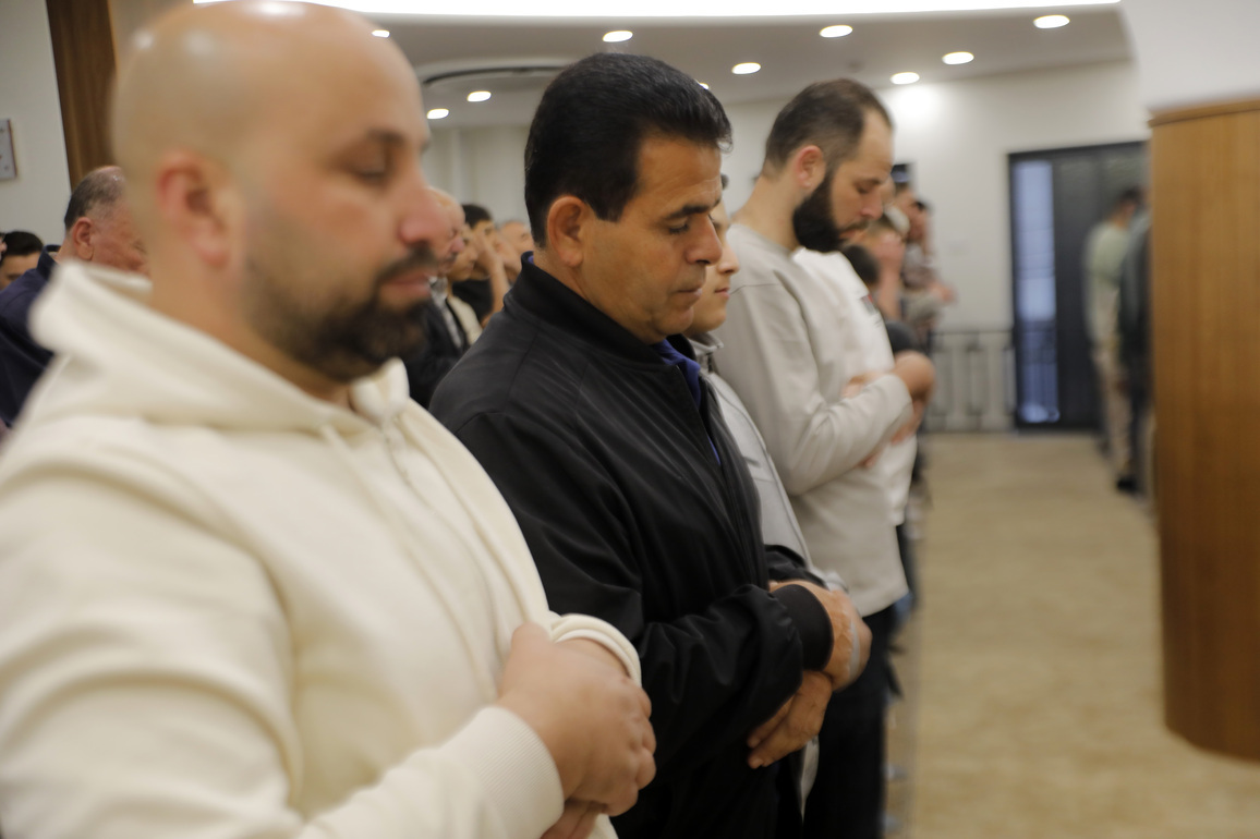 MIDEAST-HEBRON-EID-AL-ADHA-PRAYERS