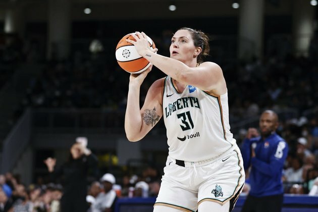 Liberty look to continue playoff push against fading Sparks