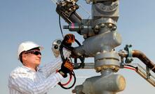 Jay Weatherill turning on the first tap at the first uncoonventional well in the Cooper Basin.