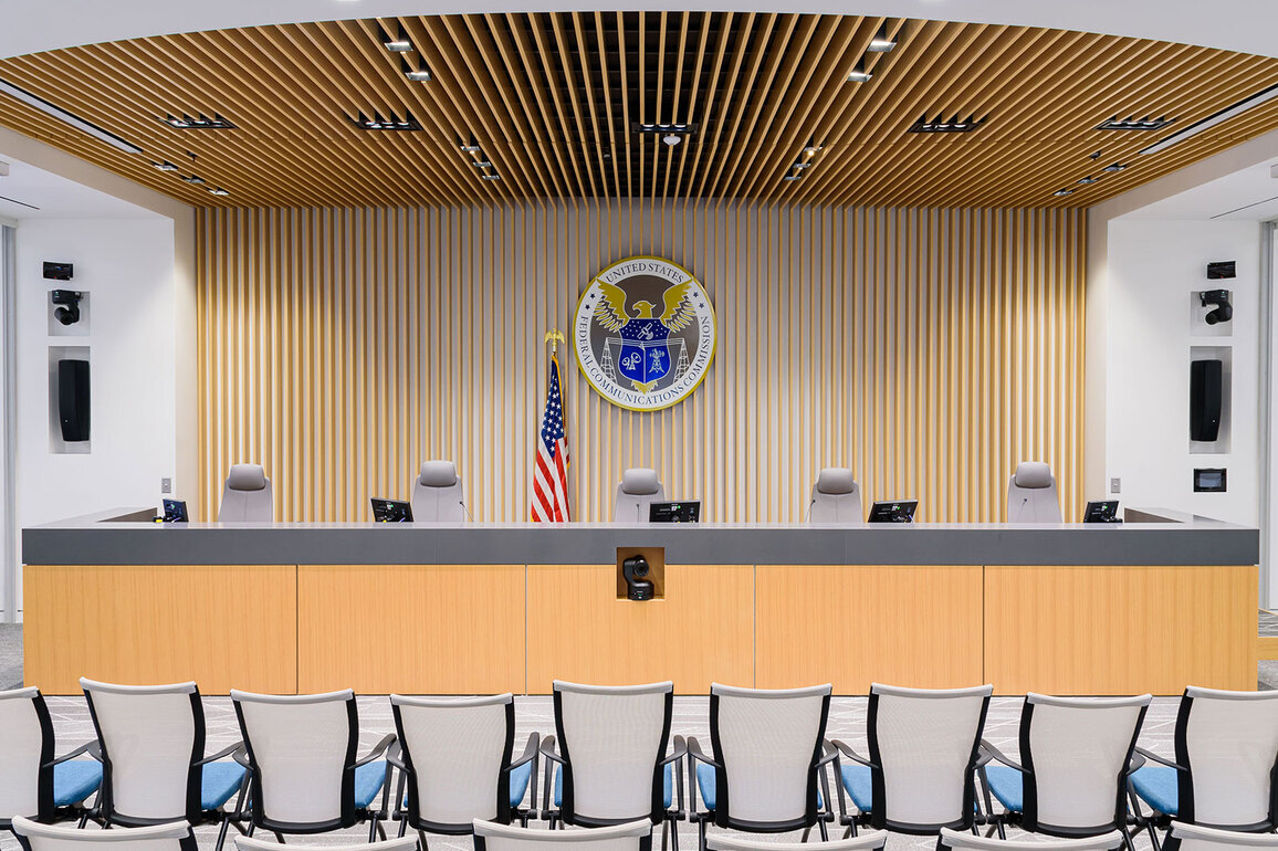 US FCC moves to onshore Call Centers, mandate English proficiency