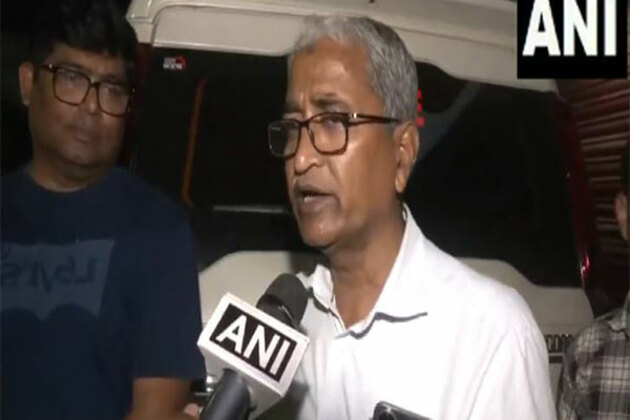 "Murshidabad violence unfortunate, let's stay united like brothers": Trinamool MP Khalilur Rahaman