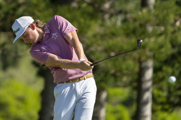 Golf Glance: Cameron Smith seeks rare Hawaii double