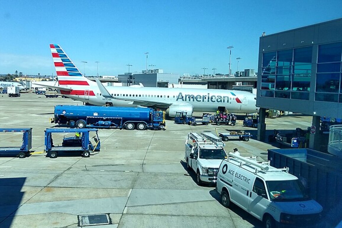 American to add Starlink internet on narrow-body fleet