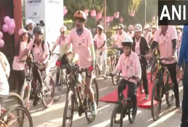 Fit India Pink Cyclothon season 2 'Shashakt Nari' flagged off in Delhi on International Women's Day