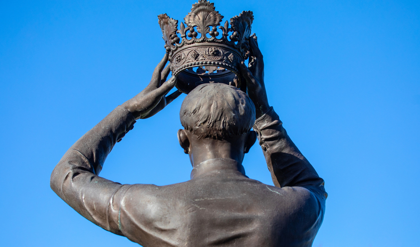 Henry V statue   © Chris Dorney