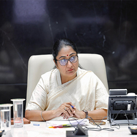 Delhi CM chairs meeting to discuss issue of stray animals