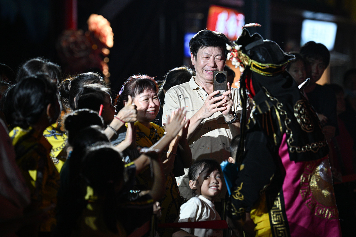(HainanOutlook) CHINA-HAINAN-BAOTING-LI AND MIAO ETHNIC GROUP-CULTURE-TOURISM (CN)