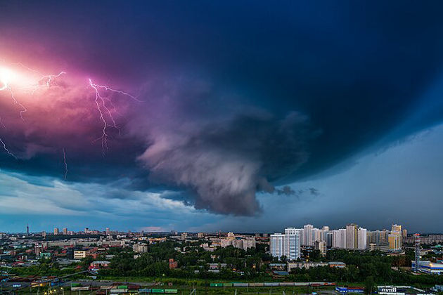 Powerful quake jolts Far East Russia, but no damage reported