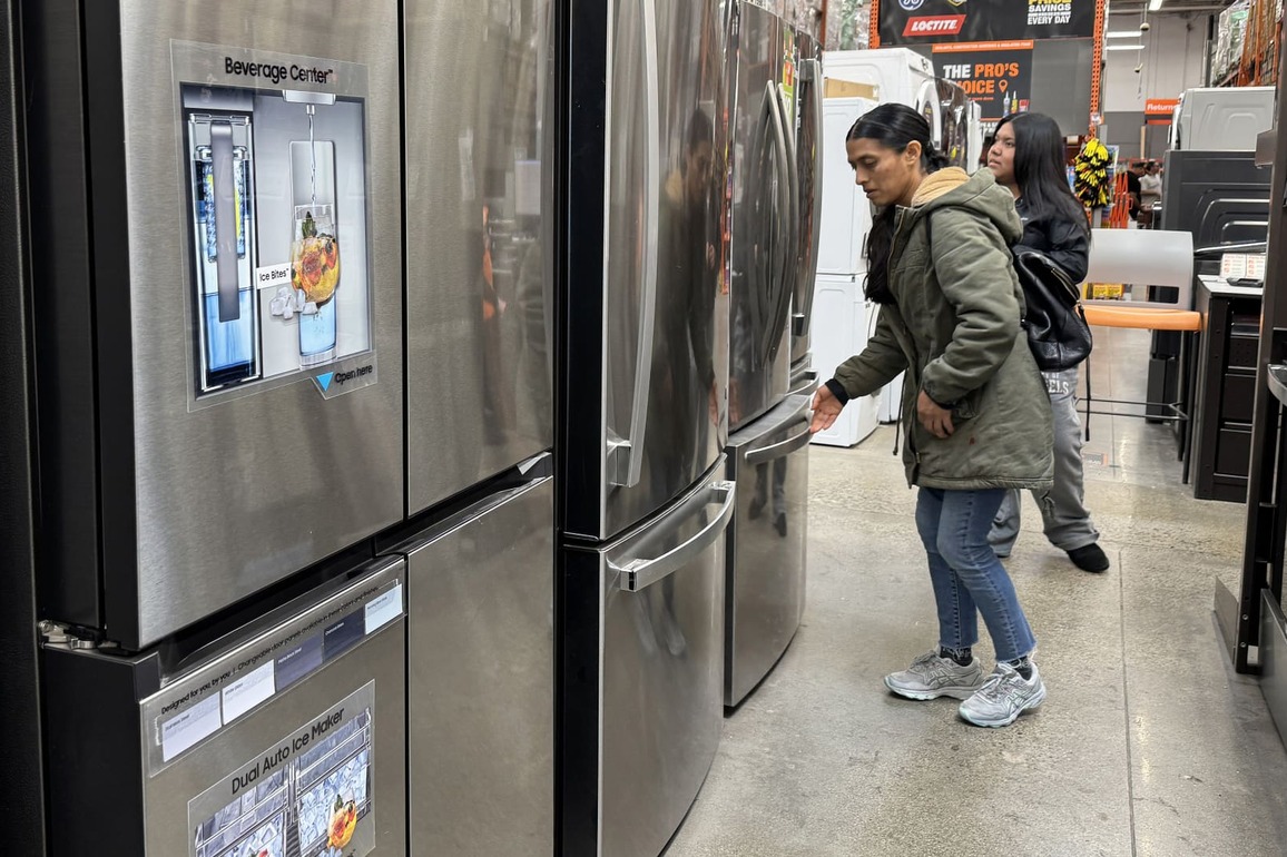 Orders for big-ticket items like autos and appliances surged 9.2% in March in rush to beat tariffs