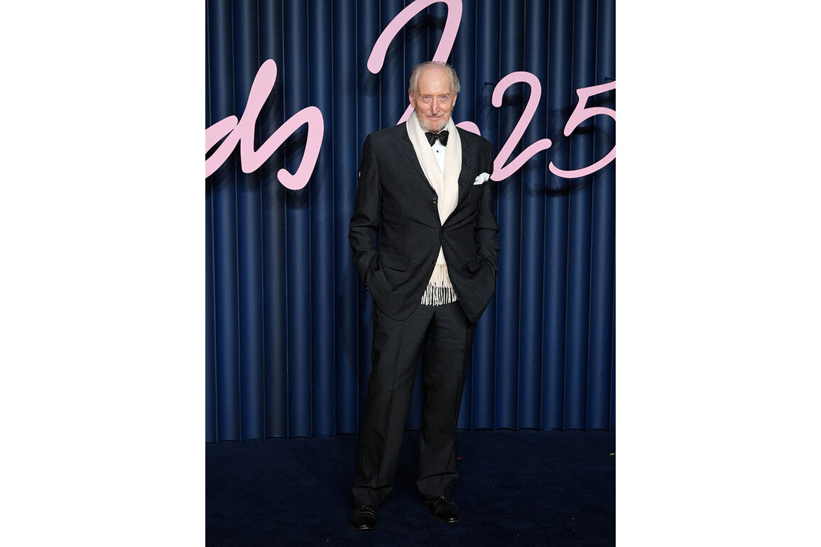Charles Dance in talks to join cast of 'The Batman: Part II'