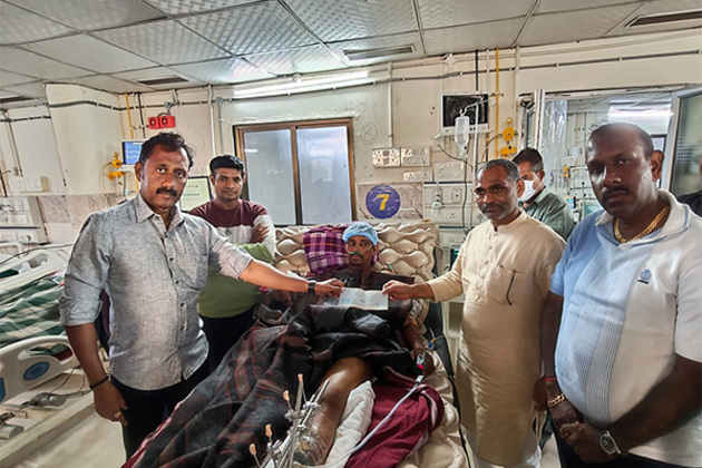 Gujarat disburses Rs 62 lakh as financial aid to victims of Mujpur-Gambhira bridge collapse