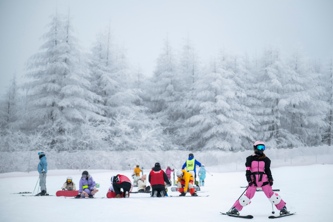 (SP)CHINA-HUBEI-SHENNONGJIA-SKI RESORT