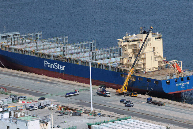 Major Asian exporter tests Russian Arctic shortcut to Europe