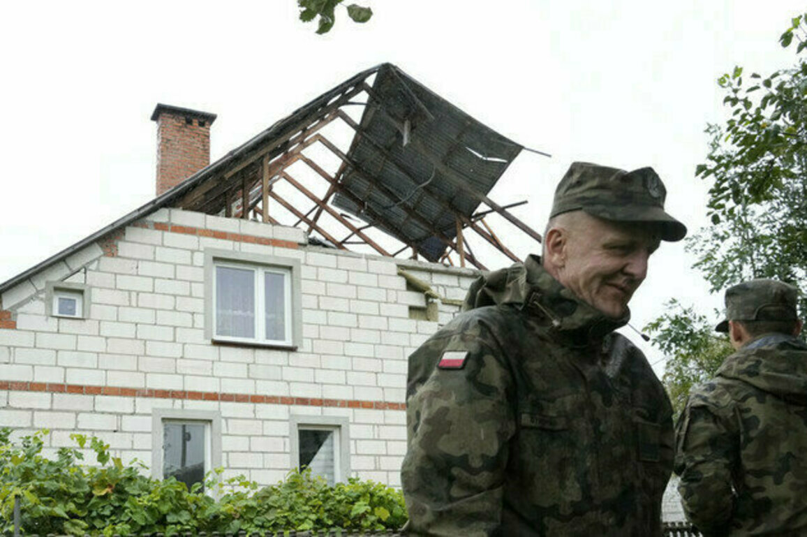 Poland rubbishes media claims of troop deployment to Ukraine