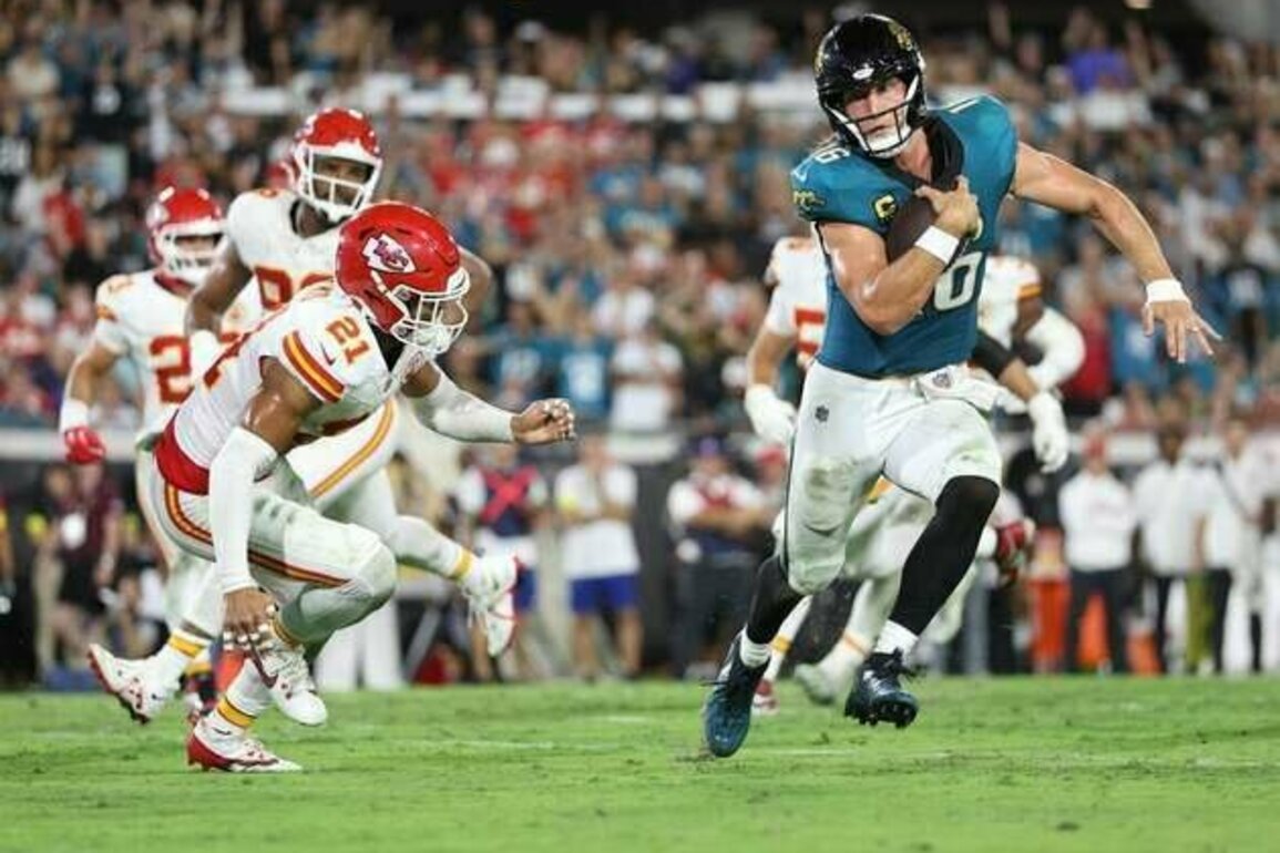 Trevor Lawrence's dramatic late TD lifts Jaguars over Chiefs