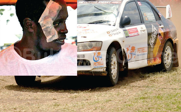 Mmotoka ya Yusuf Bukenya eyakutte omuliro mu mpaka ezaawedde eggulo e Fort Portal. Ku kkono ng’etuntumuka. Mmotoka ya Yusuf Bukenya eyakutte omuliro mu mpaka ezaawedde eggulo e Fort Portal. Ku kkono ng’etuntumuka.