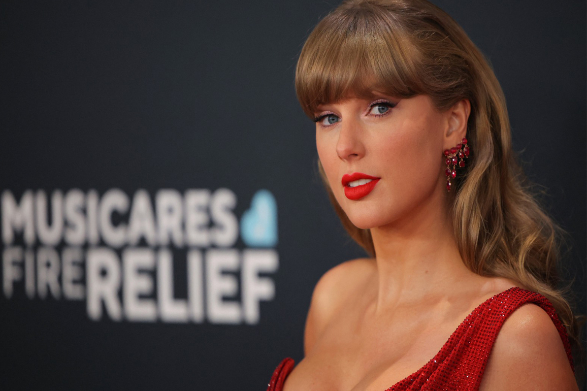 Taylor Swift donates $100,000 to 2-year-old girl suffering from brain cancer, fans follow footsteps