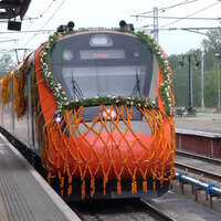 First Vande Bharat train from Jammu reaches Srinagar's Nowgam station