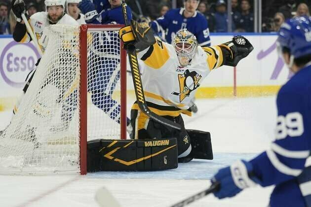 Maple Leafs complete furious comeback to stun Penguins