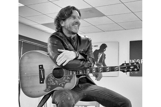 "Jesus, Take the Wheel" songwriter Brett James dies in North Carolina plane crash