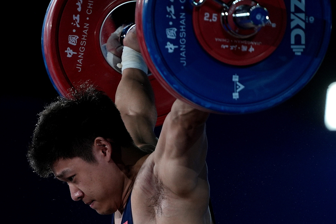 (SP)CHINA-JIANGSHAN-WEIGHTLIFTING-ASIAN CHAMPIONSHIPS-MEN'S 89KG (CN)