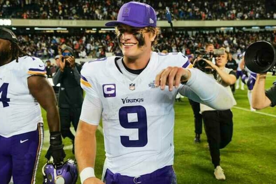 J.J. McCarthy Named NFC Offensive Player of the Week for NFL Debut