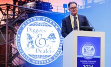 Meteoric CEO Nick Holthouse presenting at Diggers and Dealers 2024. Source: Meteoric via Twitter