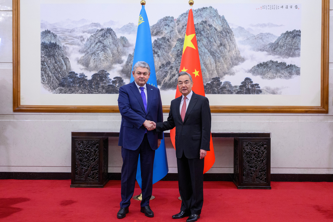 CHINA-BEIJING-WANG YI-KAZAKH FM-TALKS (CN)