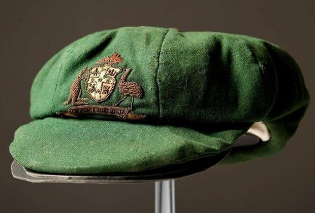 Don Bradman&#039;s debut &#039;baggy green&#039; cap sold for R5 million