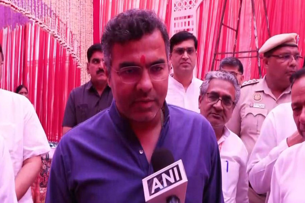 Parvesh Verma takes dig at Kejriwal, compares him to character from 'Dhurandhar' over 'Sheesh Mahal' controversy