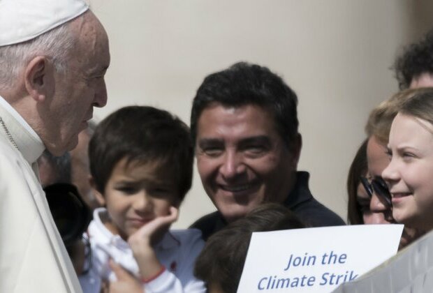 Give weapons-industry money to the hungry Pope Francis