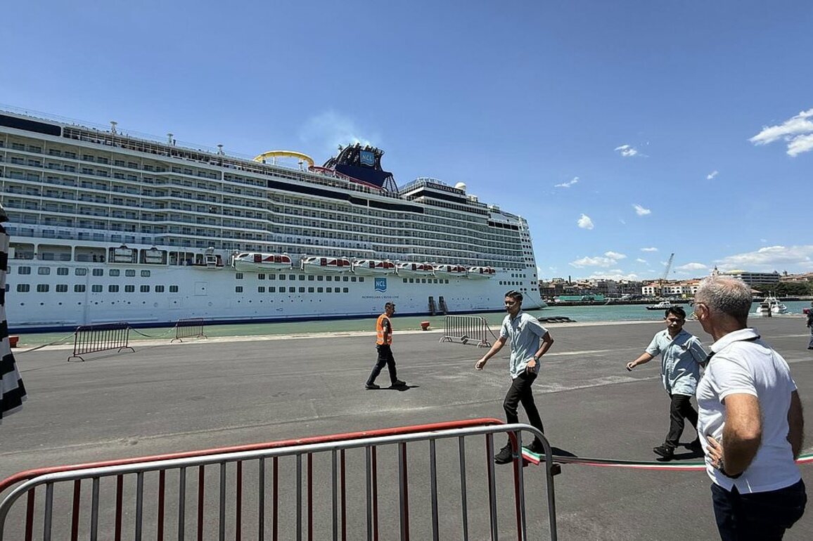 Horror as Norwegian Cruise Line guest falls into water while ship breaks away from pier