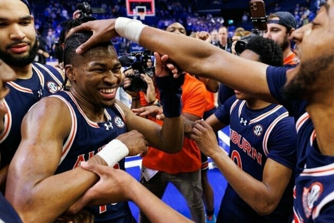 Miles Kelly, No. 1 Auburn bring hot hands to No. 22 Texas A&M