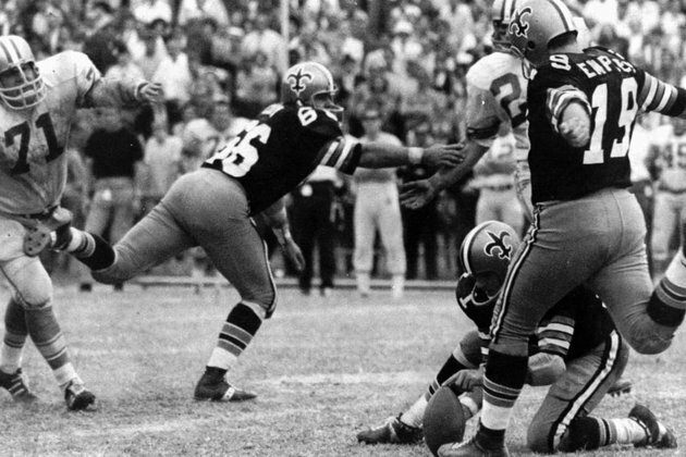 Cowboys Bonded To Dempsey&#039;s Record Kick