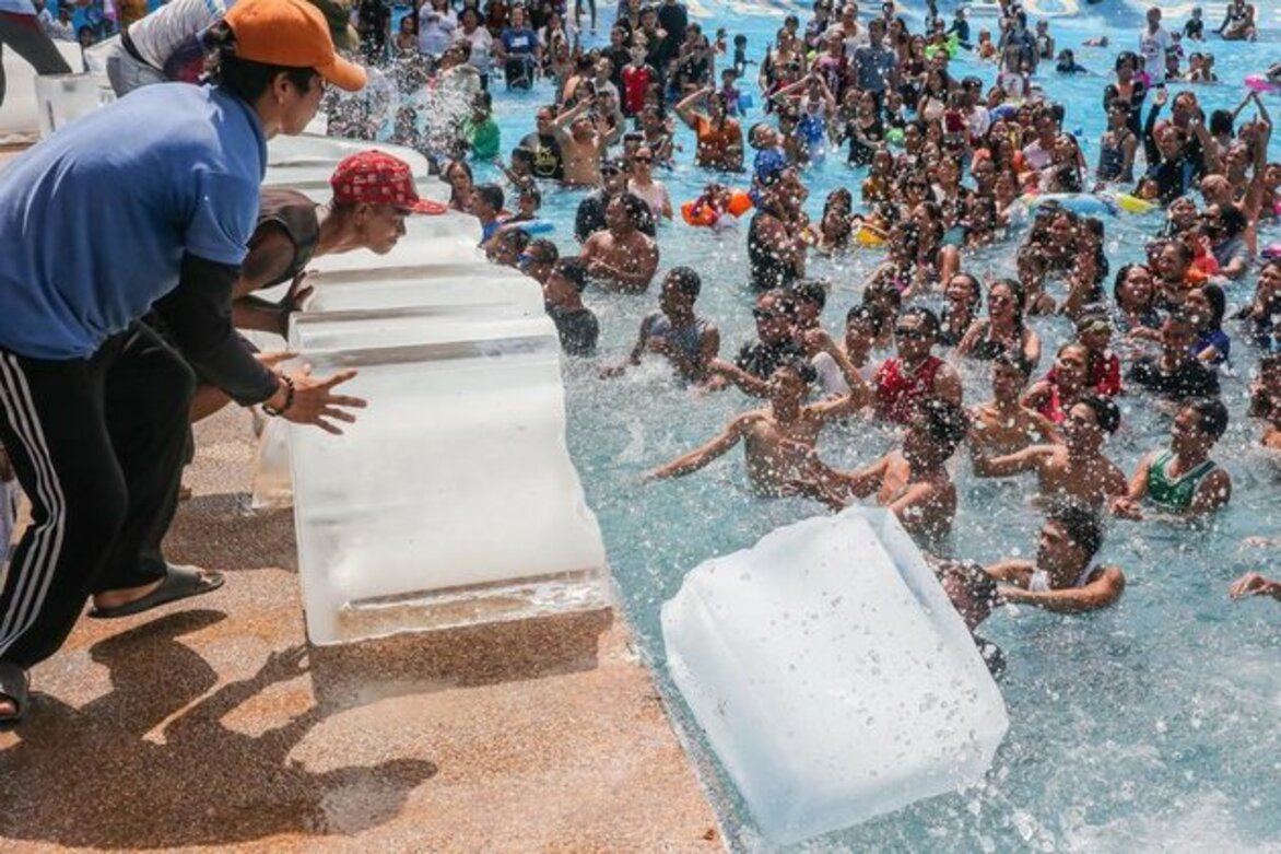 World Insights: Over half of world population affected by extreme summer weather