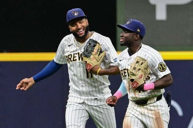 Jackson Chourio, Brewers aim for sweep of Rangers