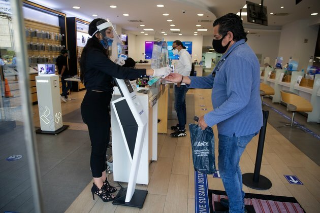Mexico No. 3 in Virus Deaths; Storm Could Hinder US Response