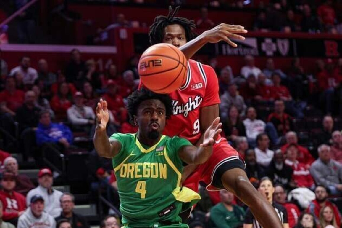 Ohio State uses 21-0 second-half run to sink Oregon