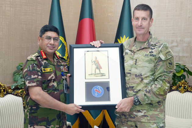 US general stresses need for professional military forces for regional security in Bangladesh
