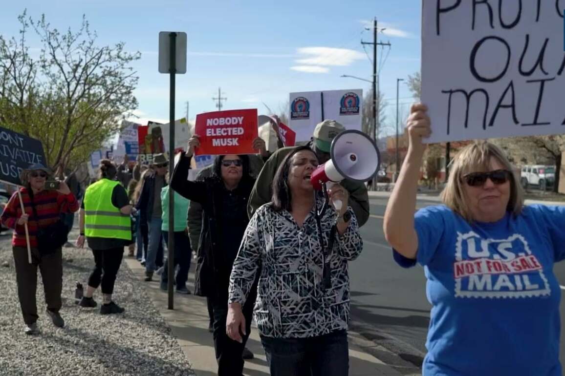 Concerns Grow over Potential USPS Privatization